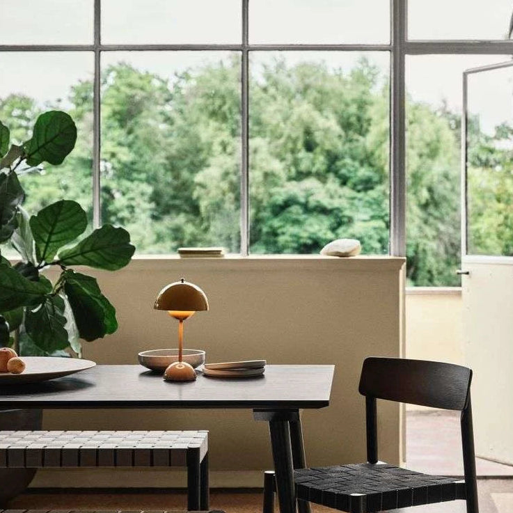 Lampe De Table Portable – Design Moderne Et Éclairage Nomade