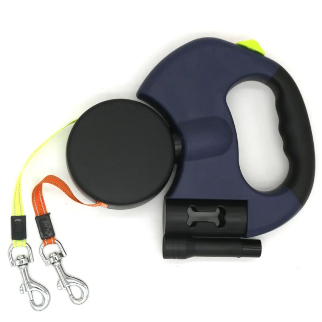 Lesa retractabilă pentru câini – cu lampă LED și distribuitor de saci