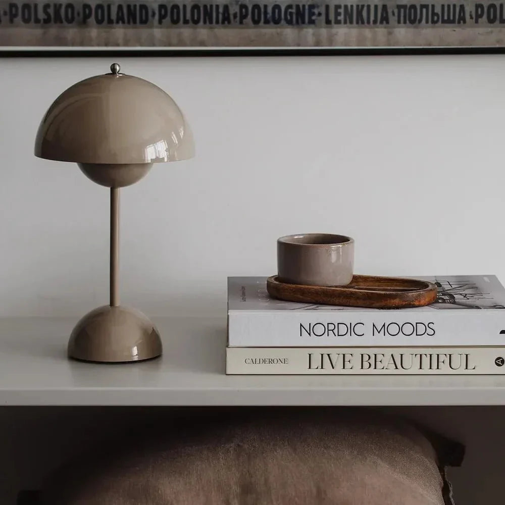 Bureau LED Lamp – Moderne eenvoud en functionaliteit