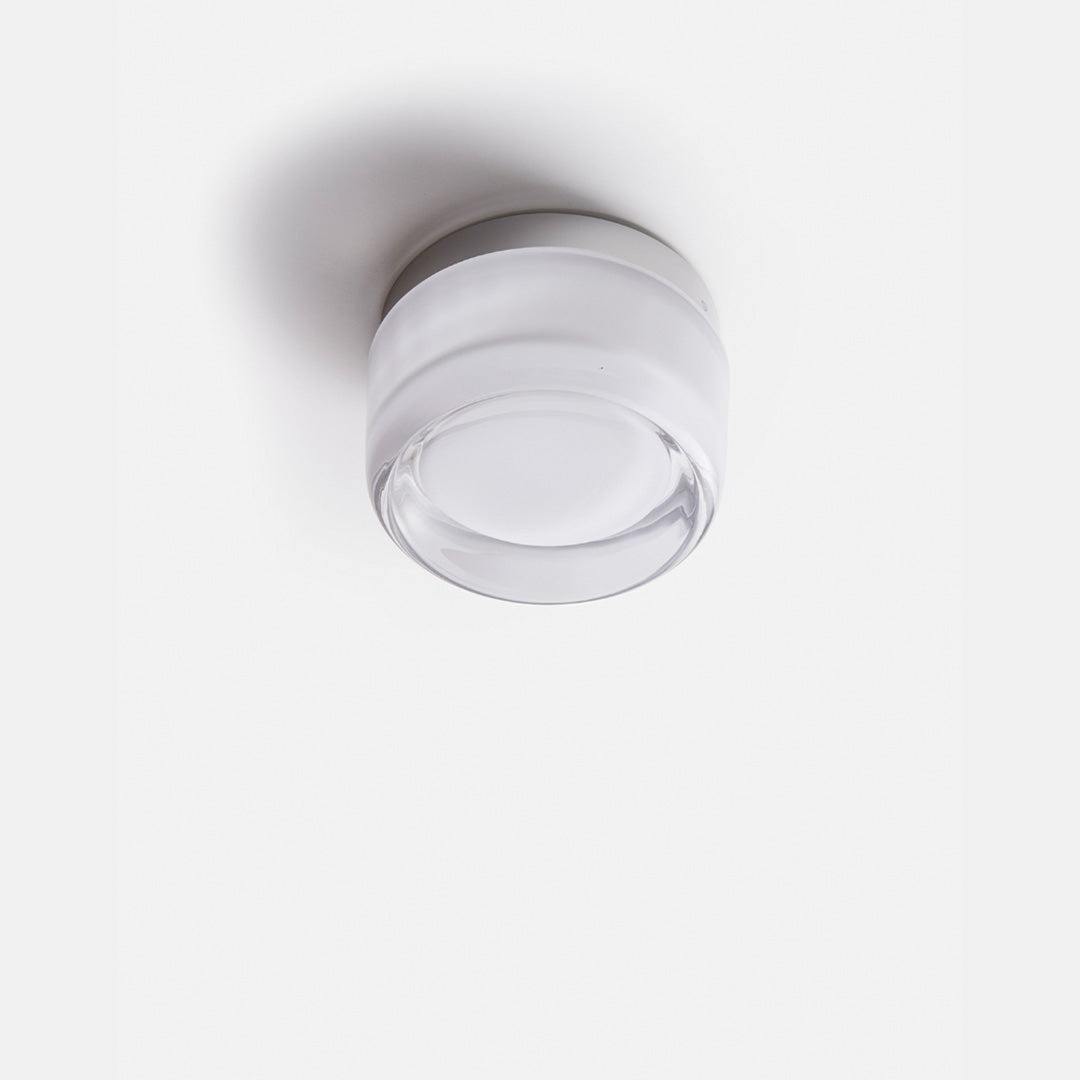 Elegantná nástenná lampa – Jemný reliéf a teplá atmosféra