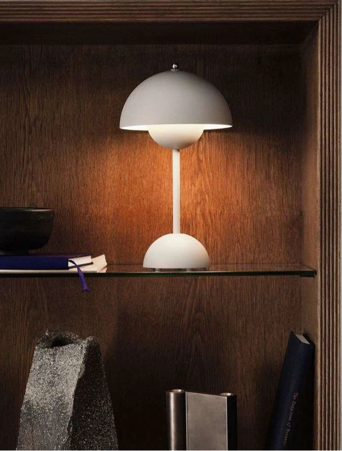 Lampe De Table Portable – Design Moderne Et Éclairage Nomade