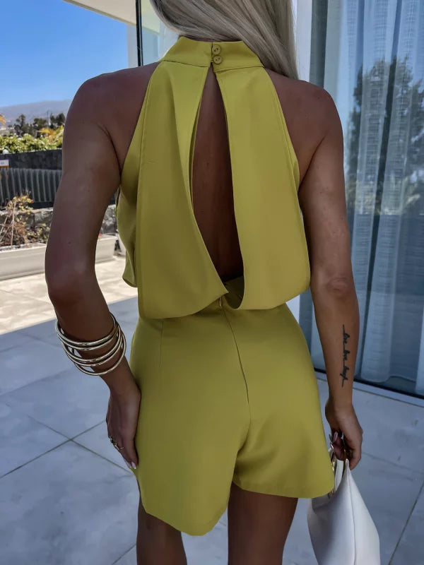 ドルカス | エレガントなショートオールインワン – 大胆で洗練されたスタイル