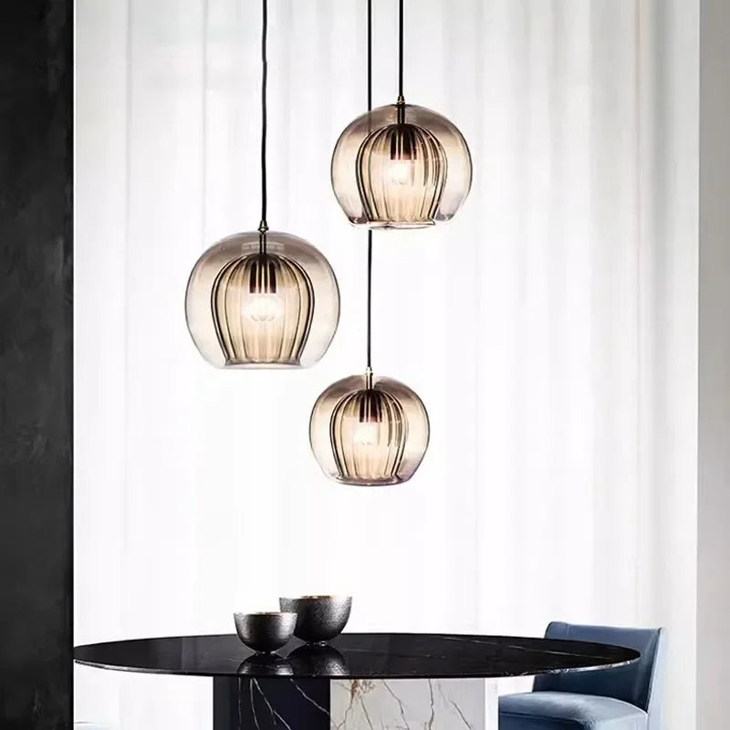 Candeeiro moderno em forma de esfera de vidro - Luz suave e estilo requintado