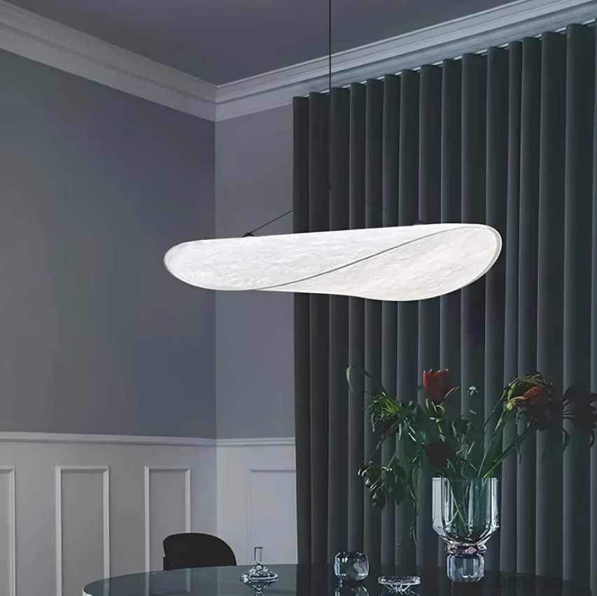 Håndlaget Taklampe – Naturlig og Ekte Eleganse 