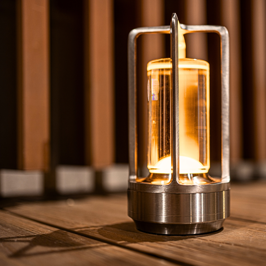 Oppladbar Bordlampe – Dempet Lys Og Tidøst Stil 