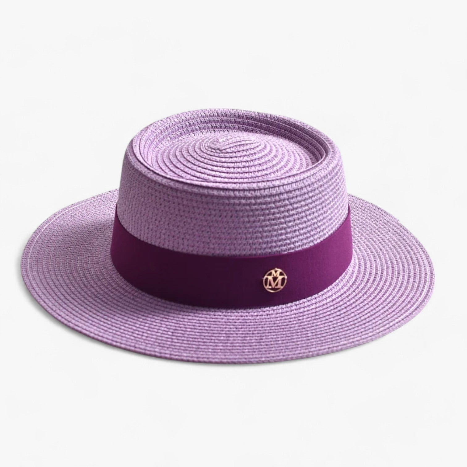 Olkihattu – Retro Eleganssi ja Aurinkosuoja 