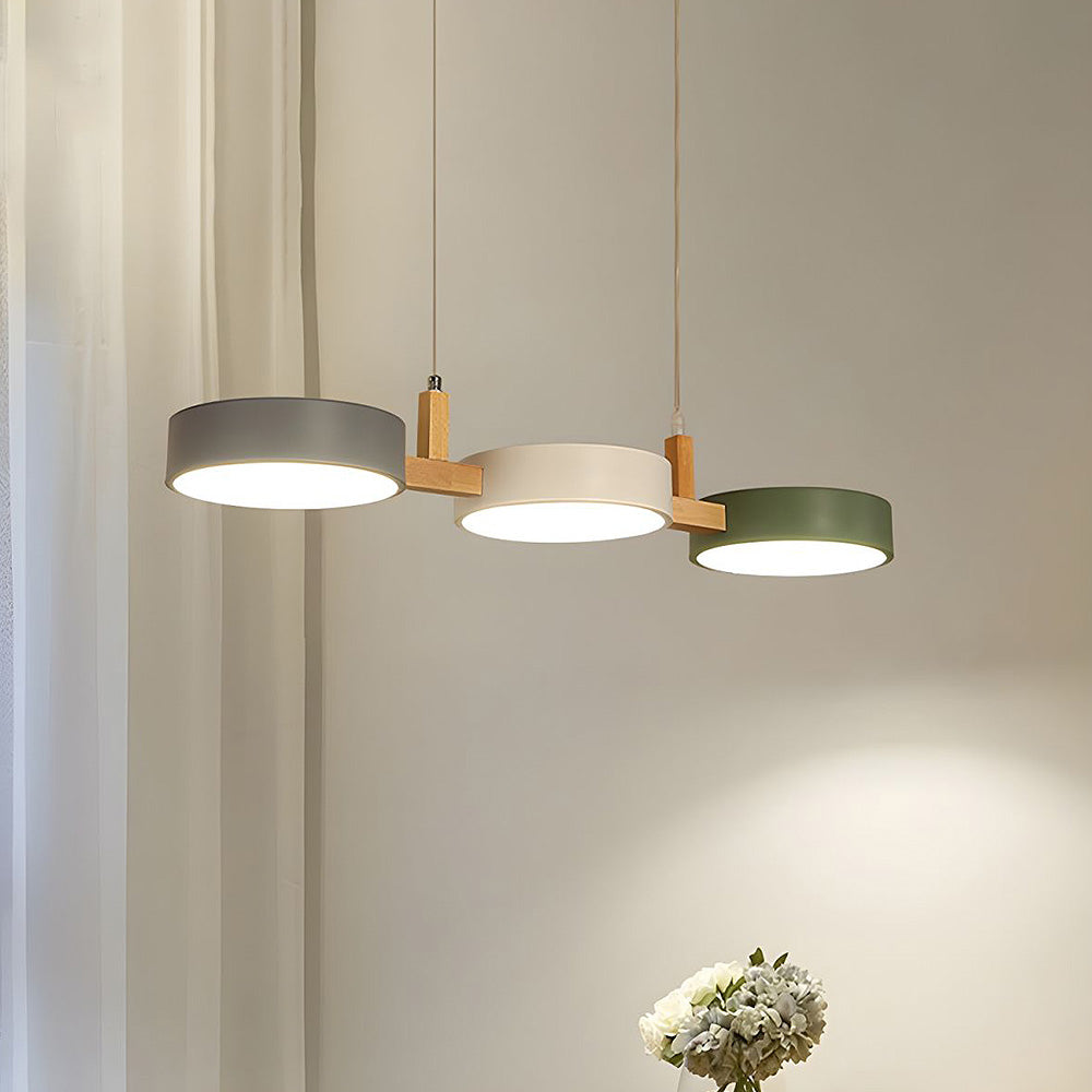 Nowoczesna Lampa Wisząca Metalowa – Elegancki Design i Modne Oświetlenie 