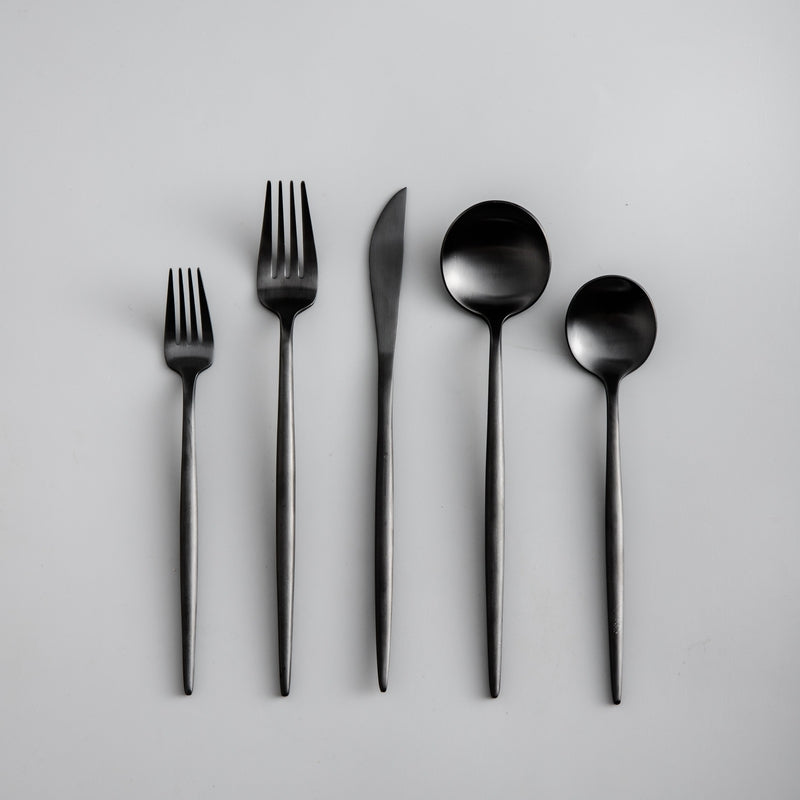 Cutlery Set – Sleek and Functional Style 