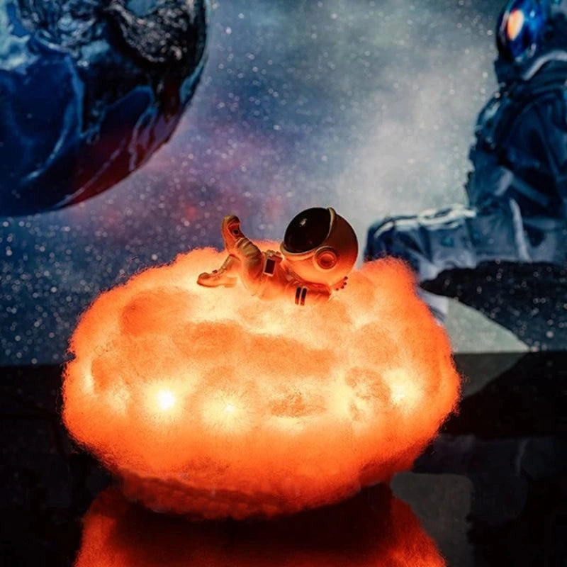 宇宙飛行士の雲の装飾ランプ – 輝く魔法の逃避 