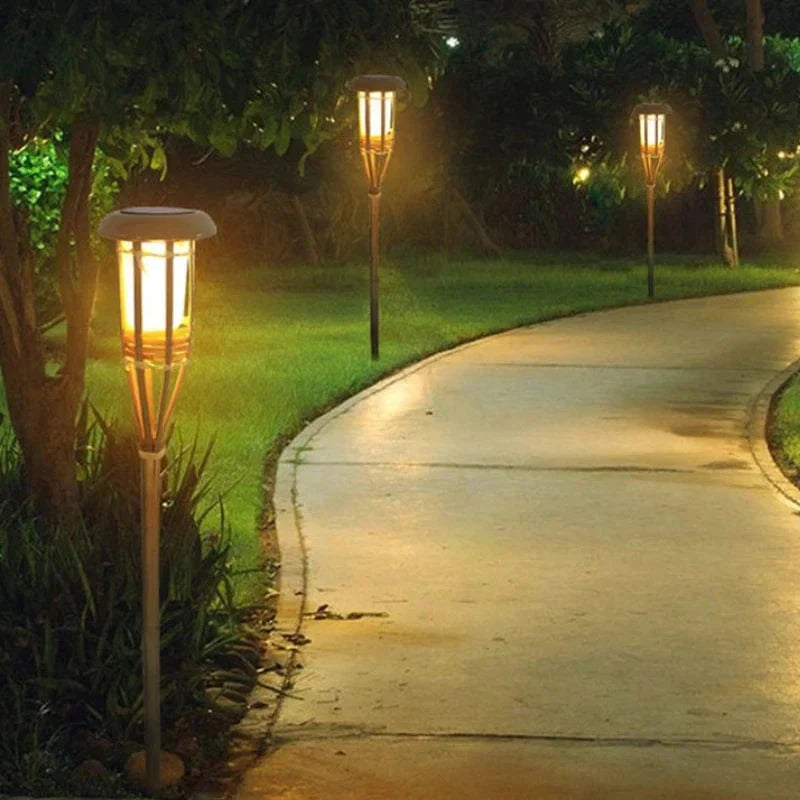 Lampada Solare Tiki - Illumina le tue serate con stile 