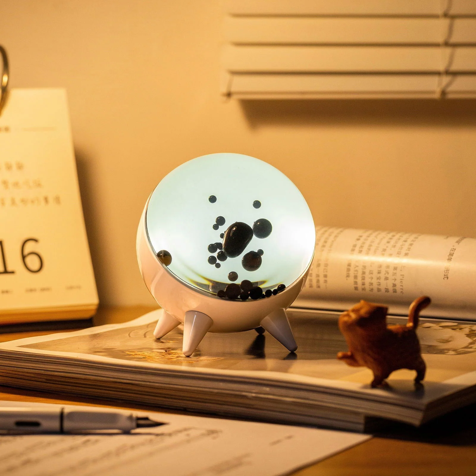 Lampada Decorativa Interattiva – Gioco Di Luci E Design Unico 