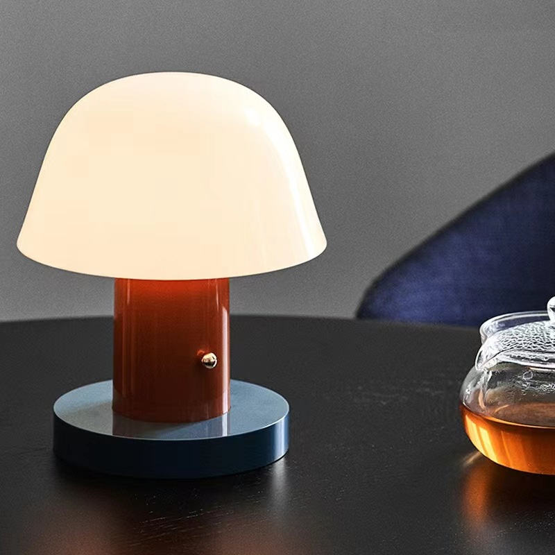 Table Lamp – Light and Harmony 