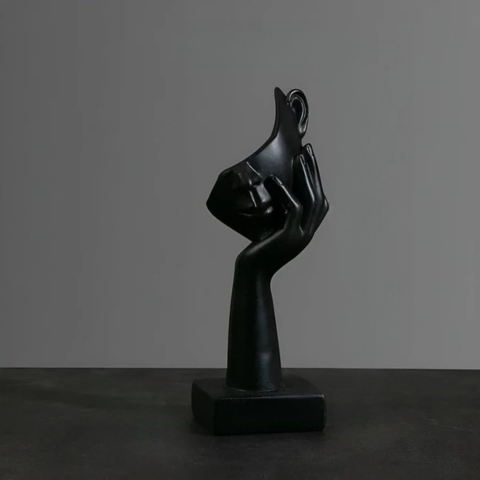 Abstraktní pryskyřicová socha - umělecká dekorace a moderní styl