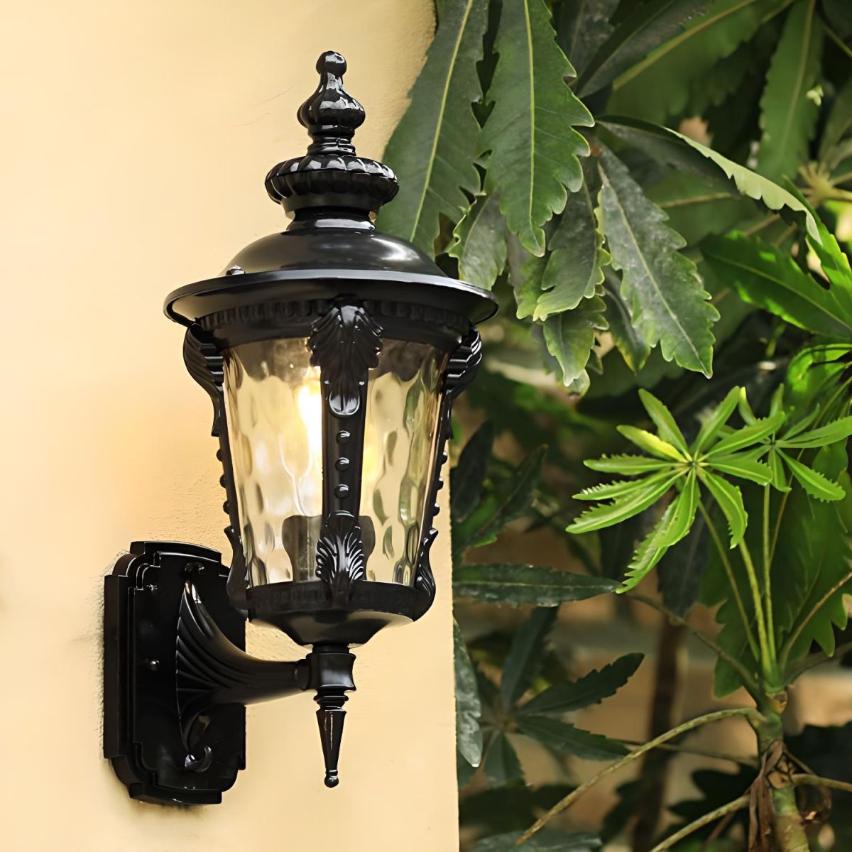 Vintage Wandlamp Van Glas – Retro Stijl En Weerstand Voor Buiten 