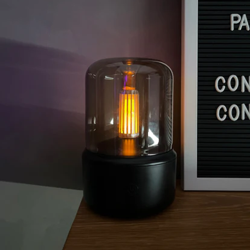 Aromatherapy Diffuser Lamp — Soothing Flame Ambiance 