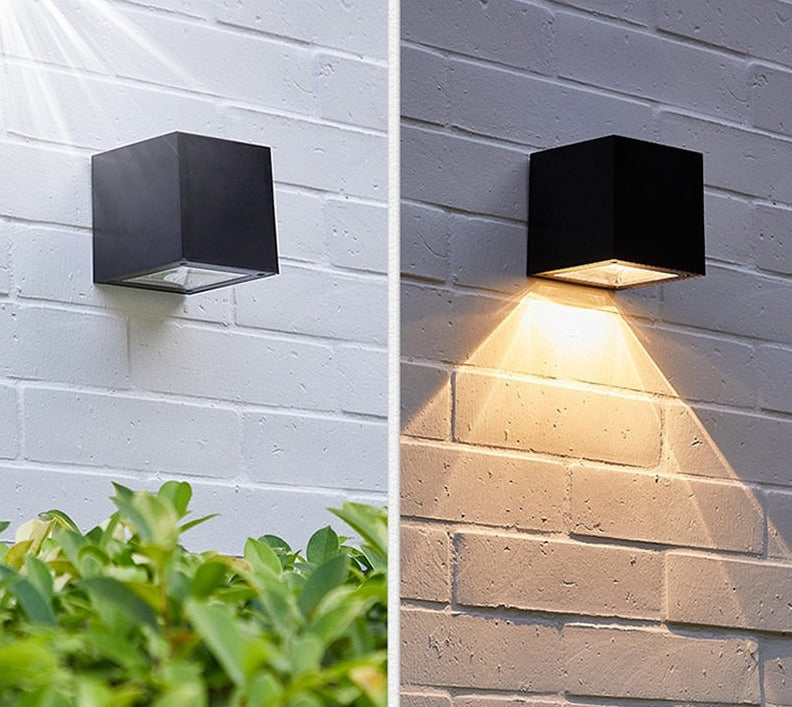 Zewnętrzna solarna lampa ścienna IP65 - trwałe, ekologiczne oświetlenie