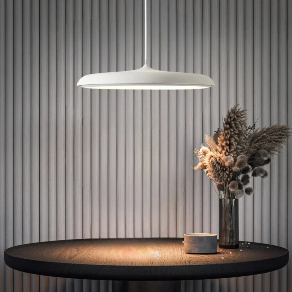 Suspensión Escandinava – Elegancia Minimalista Para Su Interior 